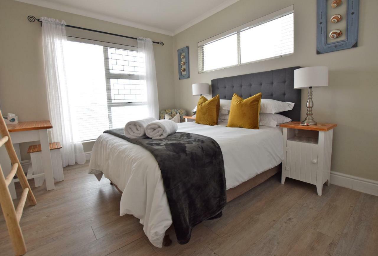 Apartment Dolphin House Hermanus Buitenkant foto