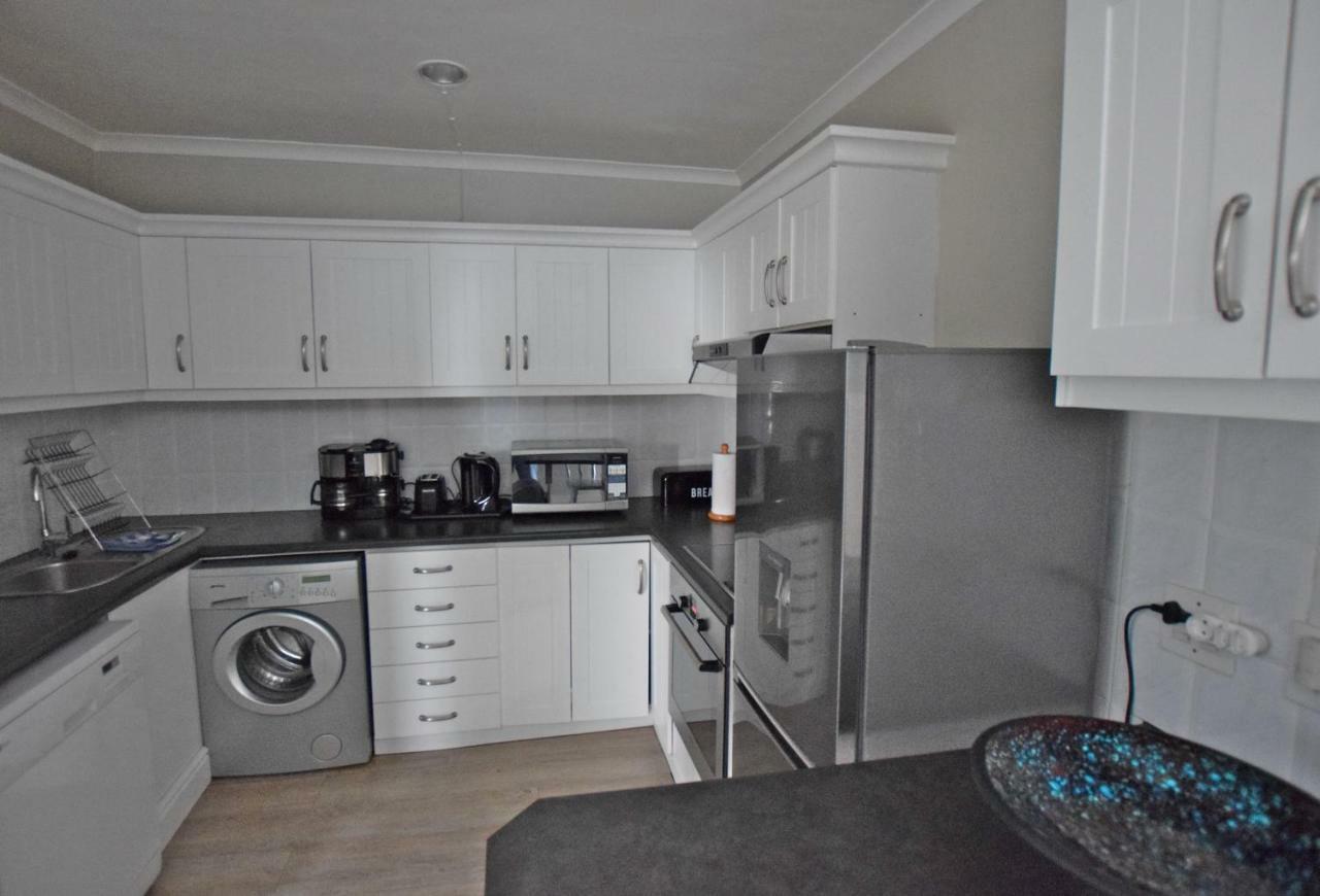 Apartment Dolphin House Hermanus Buitenkant foto